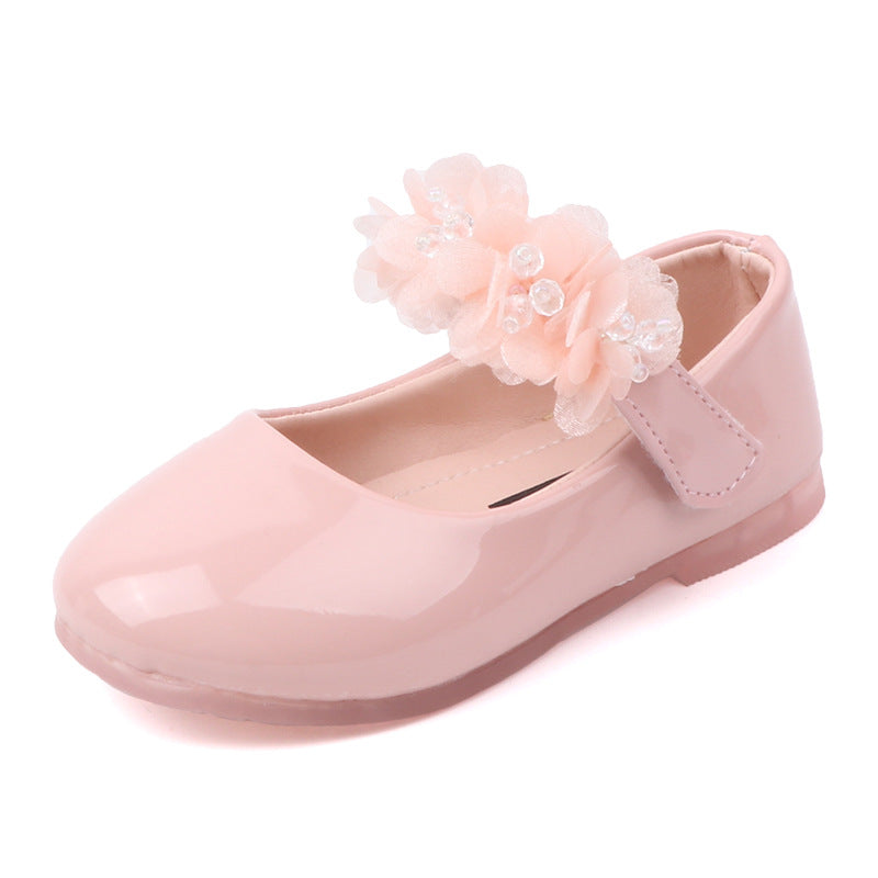 Performance shoes for children 4