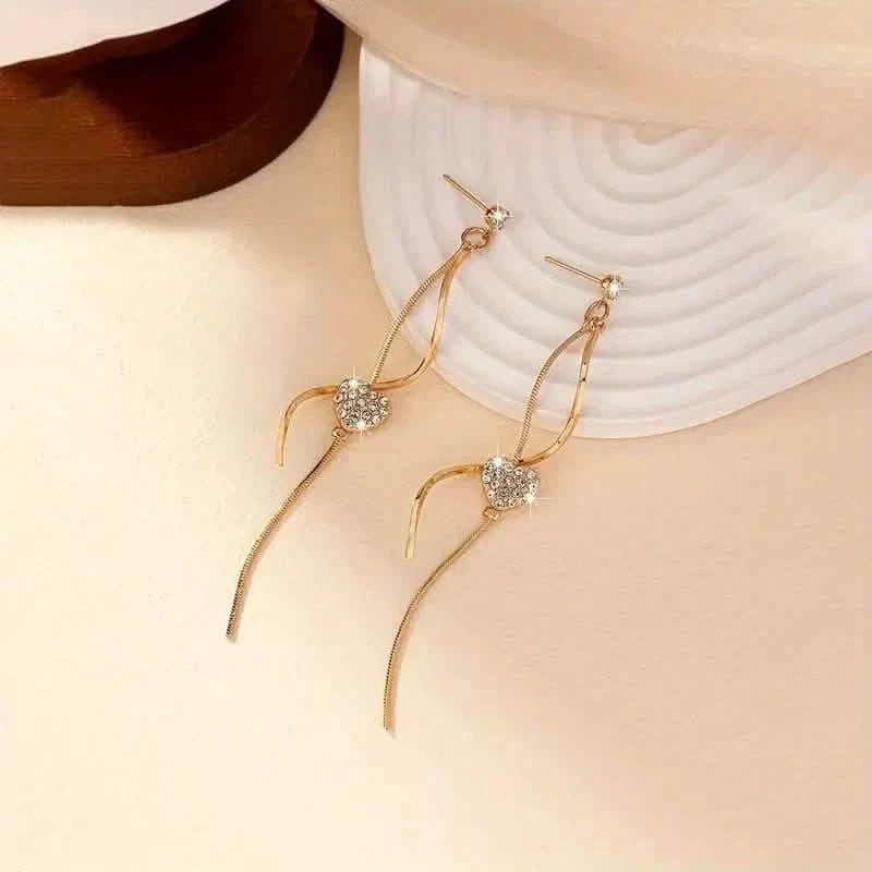 18K Gold Spiral Lines Heart Design Dangle Earrings 3