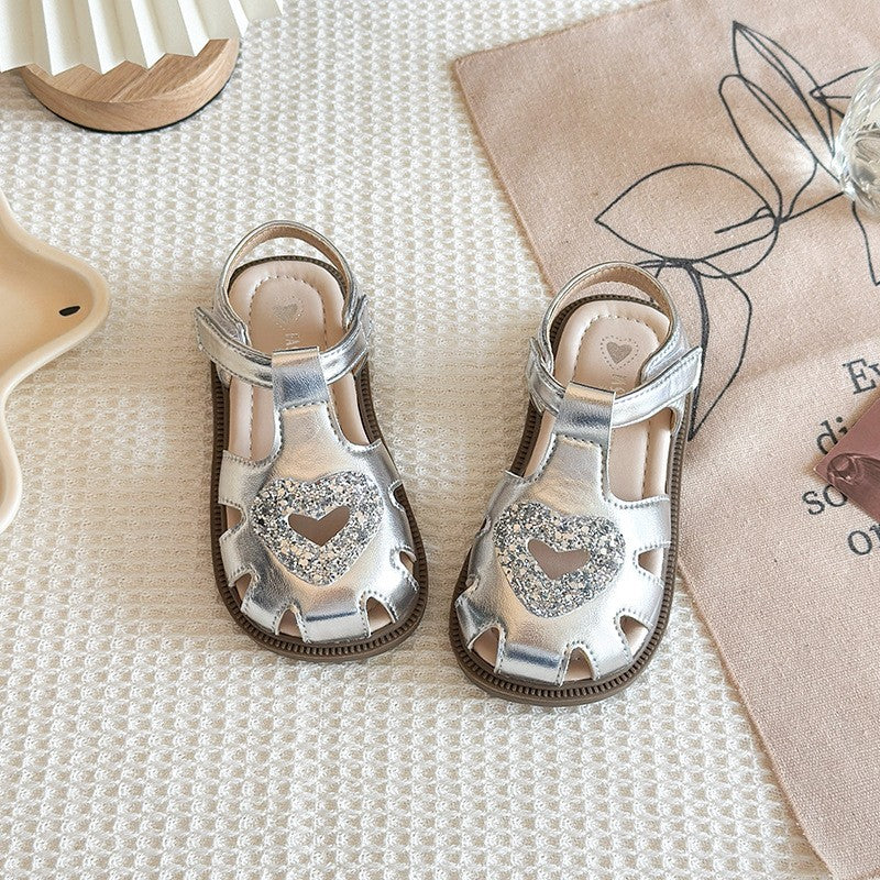 Korean Style Girls Princess Sandals, Closed-Toe Heart Hollow Out Soft Sole Leather Sandals, Fashion Roman Beach Shoes For Little Girls 1