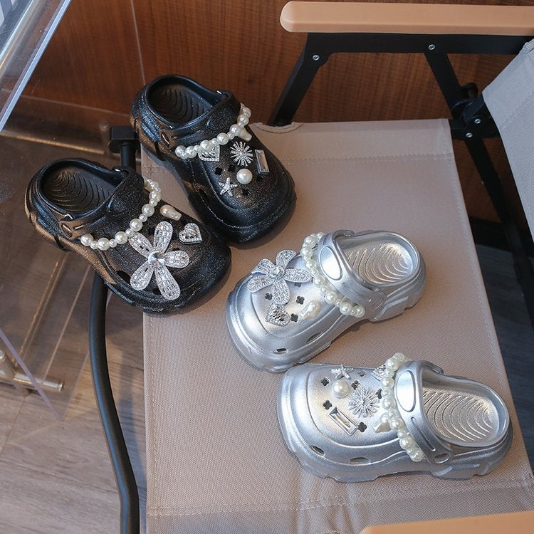 2026 Summer New Pearl Chain Clogs, Cute Versatile Unisex Kids & Parent-Child Slippers, Non-slip Soft Sole Closed-Toe Sandals 1