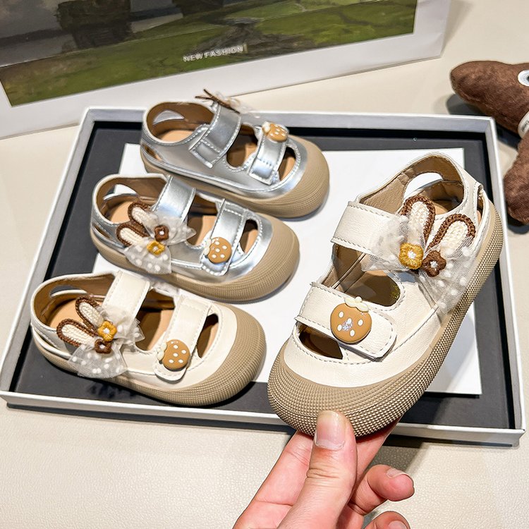 Girl Baby Cute Pendant Sandals Summer New Children's Princess Shoes Baotou Little Girl Soft Soled Shoes 4