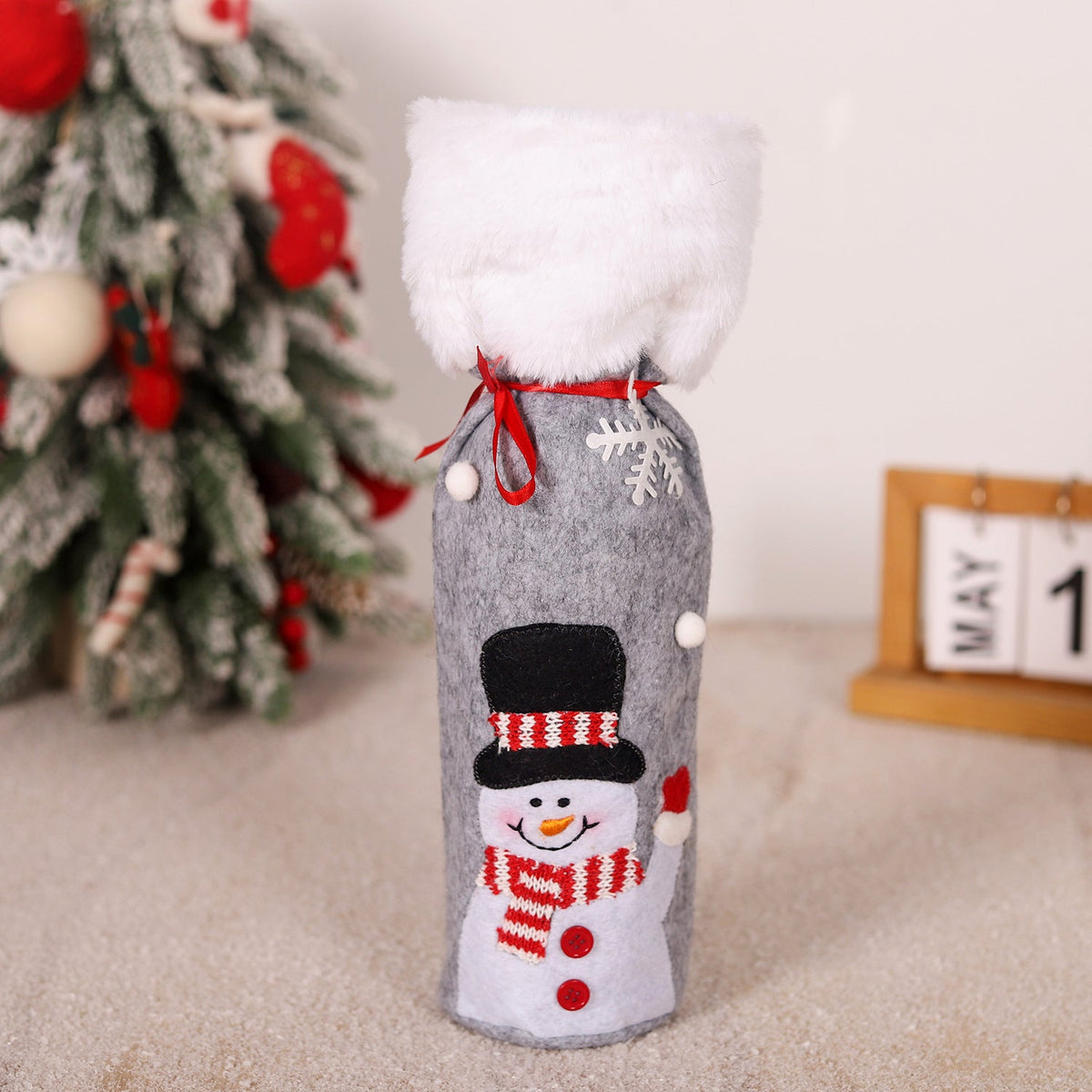 Christmas supplies red wine bottle covers elderly snowmen elk red wine bags household items 7