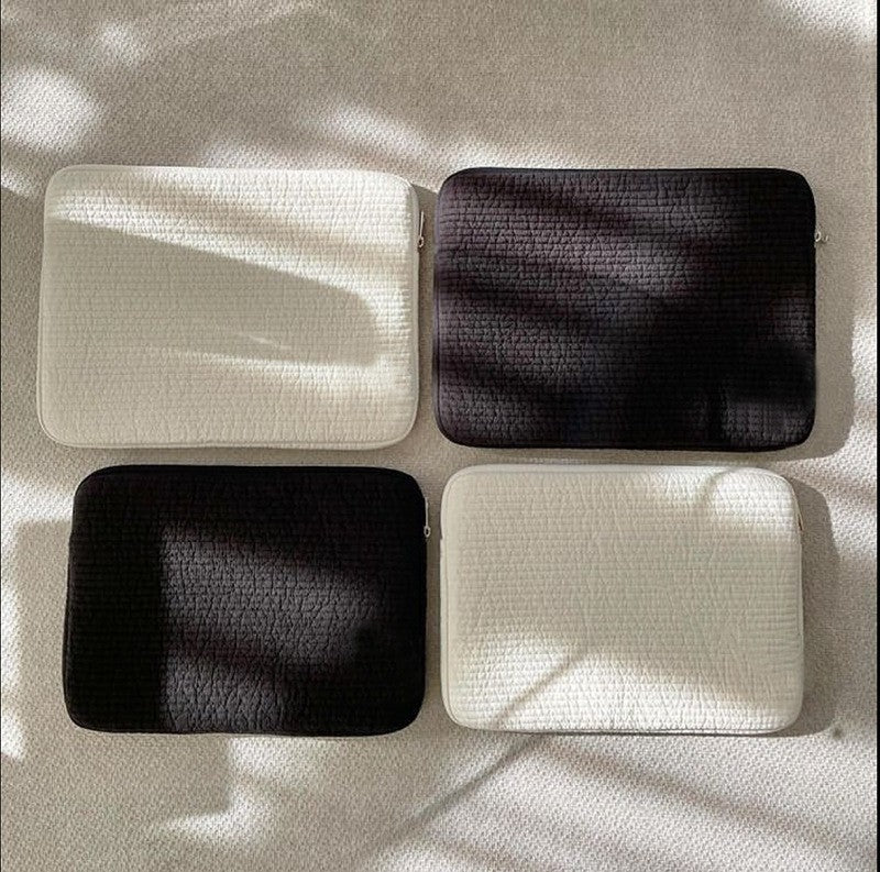 Hand-held Anti-seismic White Black Laptop Bag 2