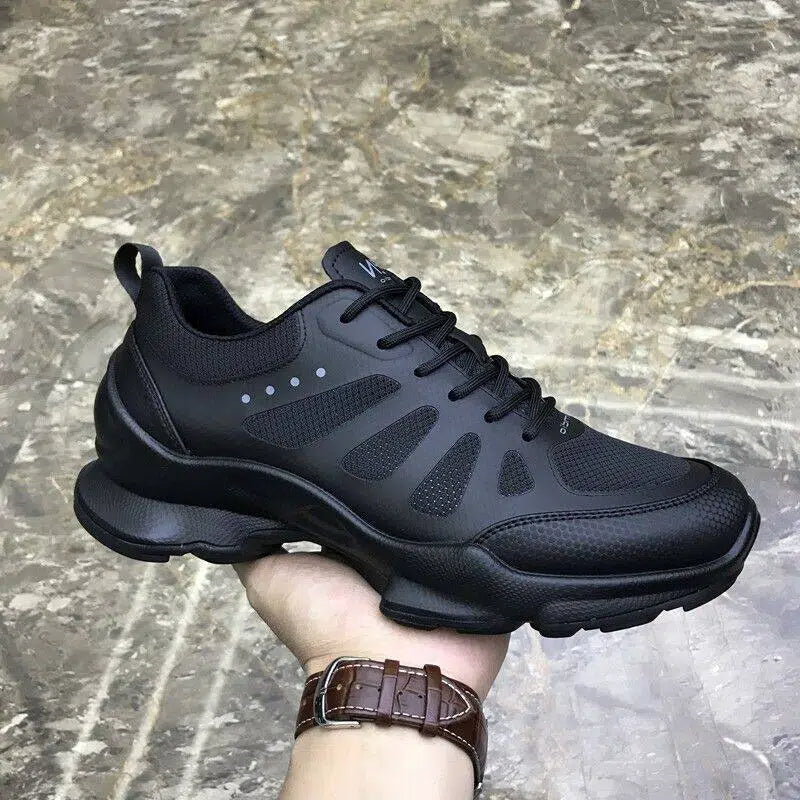 2026 Summer New Men's Casual Shoes, Fly Knit Mesh Breathable Sneakers, Black Lace-Up Platform Sole Versatile Trendy Footwear 3