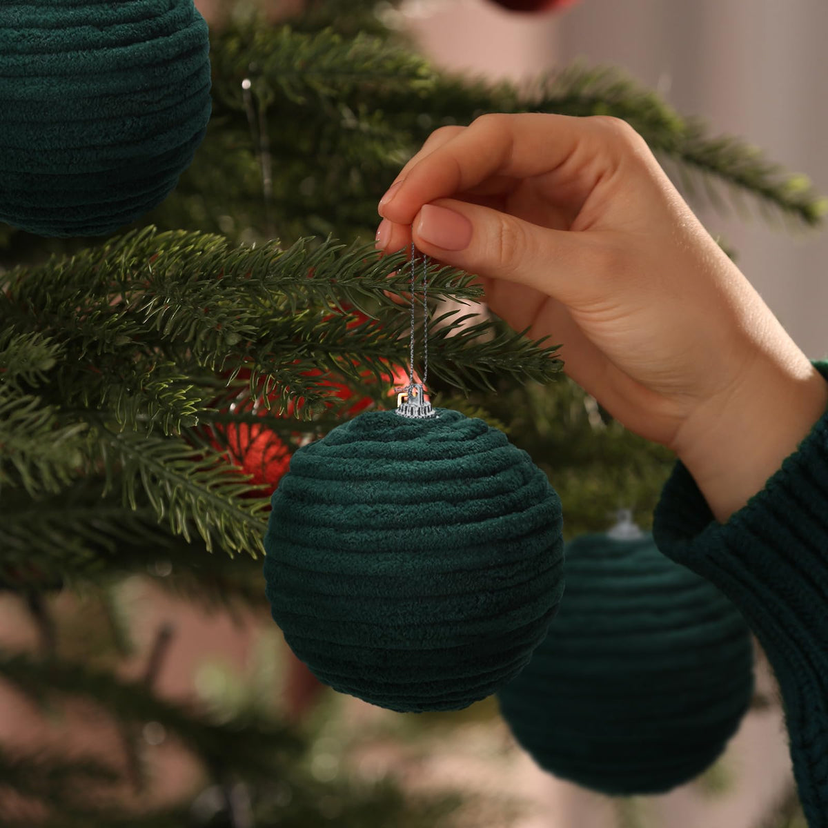 Soulchen 15 Pcs 3.15" Large Green Velvet Flocked Christmas Balls Ornaments 5