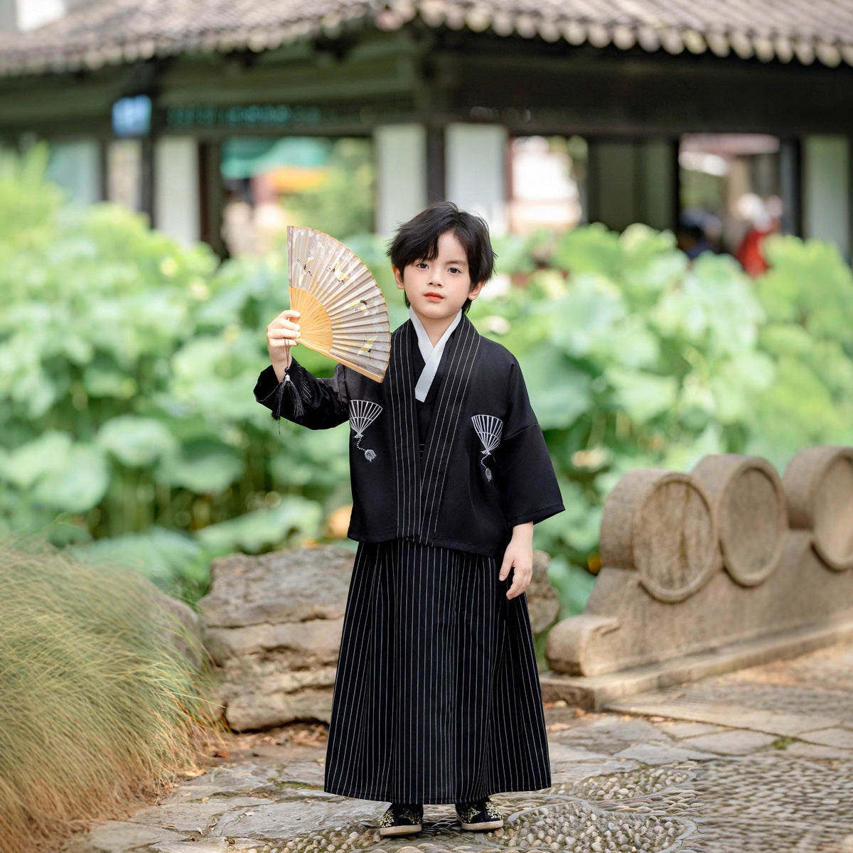 Childrens Yellow Japanese-style Kimono Set 8