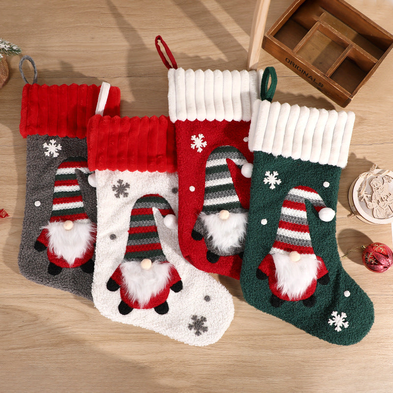 Christmas decorations, candy socks, embroidered Santa Claus socks, Christmas children's gifts, socks, gift bags, pendants 1