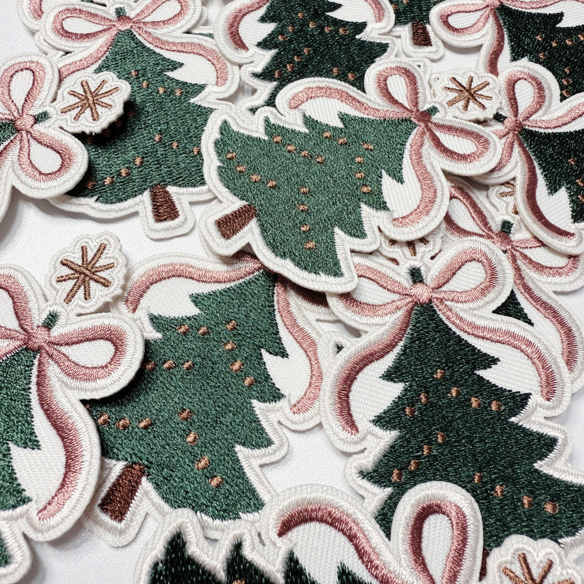 3" Christmas Tree w Bow -  Embroidered Hat Patch 5