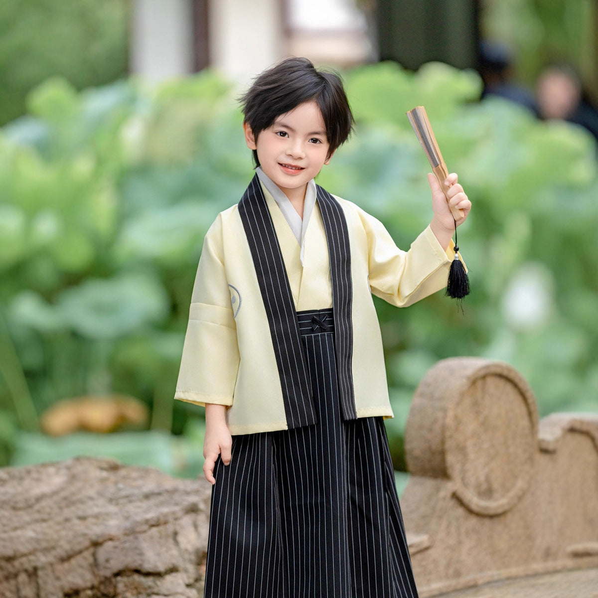 Childrens Yellow Japanese-style Kimono Set 2