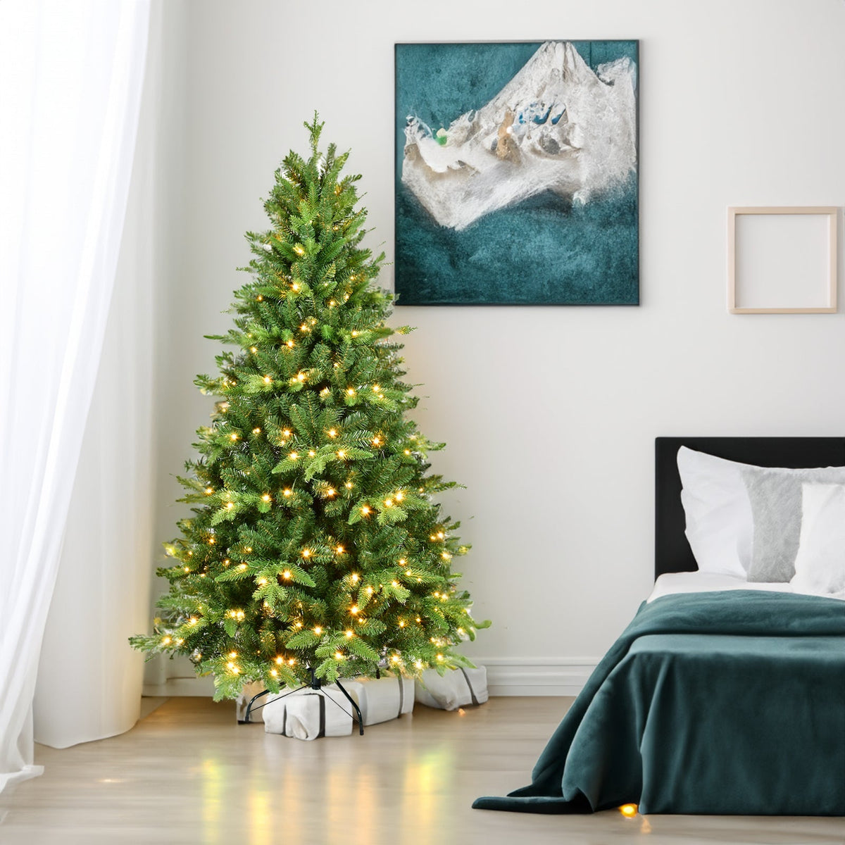 6FT PE&PVC Prelit Christmas Tree 1