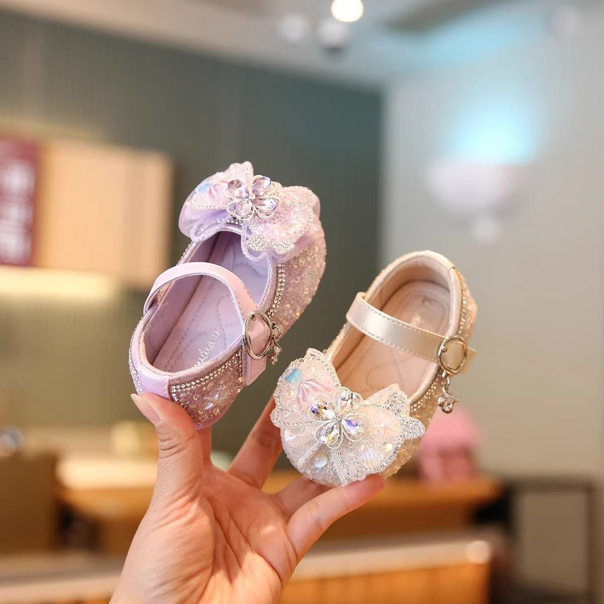Little Girls Bow-tie Leather Shoes 1