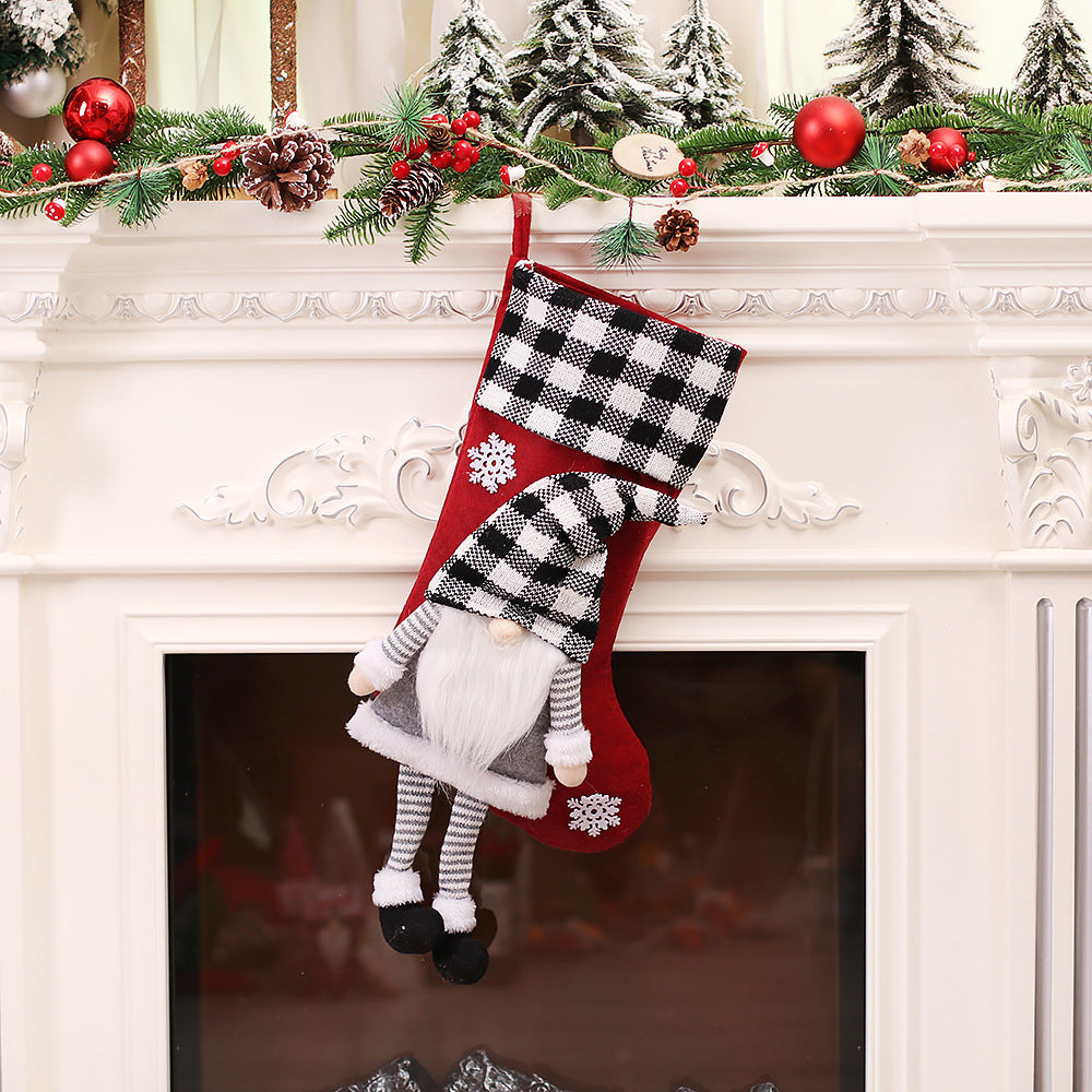 Christmas Day Decoration Red Black White Grid Faceless Forester Christmas Socks Dwarf Hanging Doll Candy Gift Bag 6