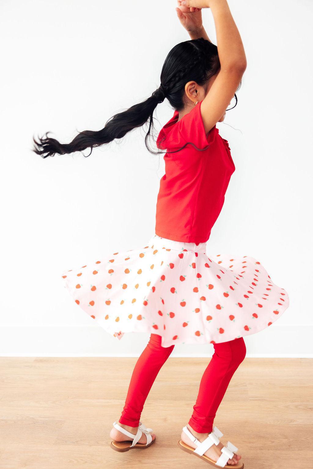 An Apple a Day Twirl Skegging 6