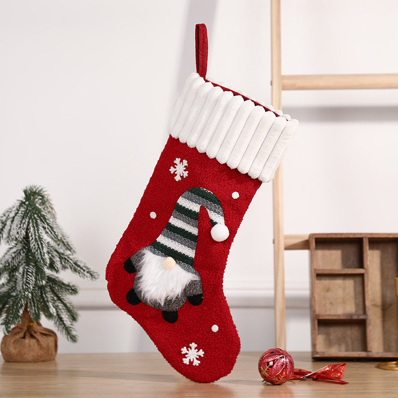 Christmas decorations, candy socks, embroidered Santa Claus socks, Christmas children's gifts, socks, gift bags, pendants 2
