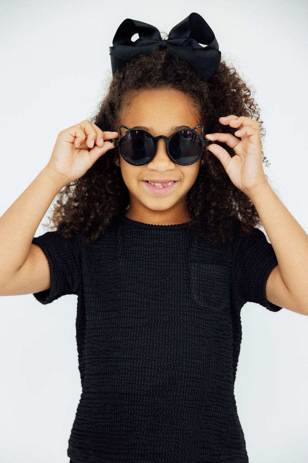 Black Scrunchy Pocket Tee 2