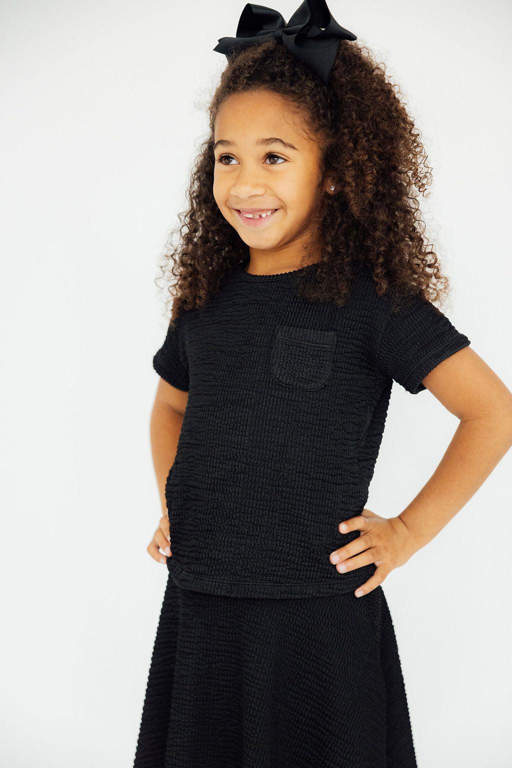 Black Scrunchy Pocket Tee 3