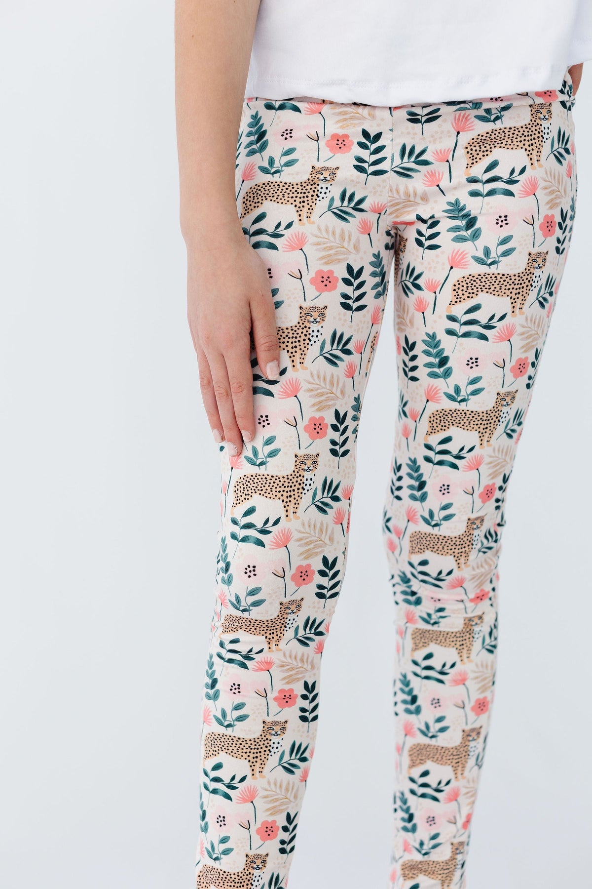 Cheetah Girl Leggings 3