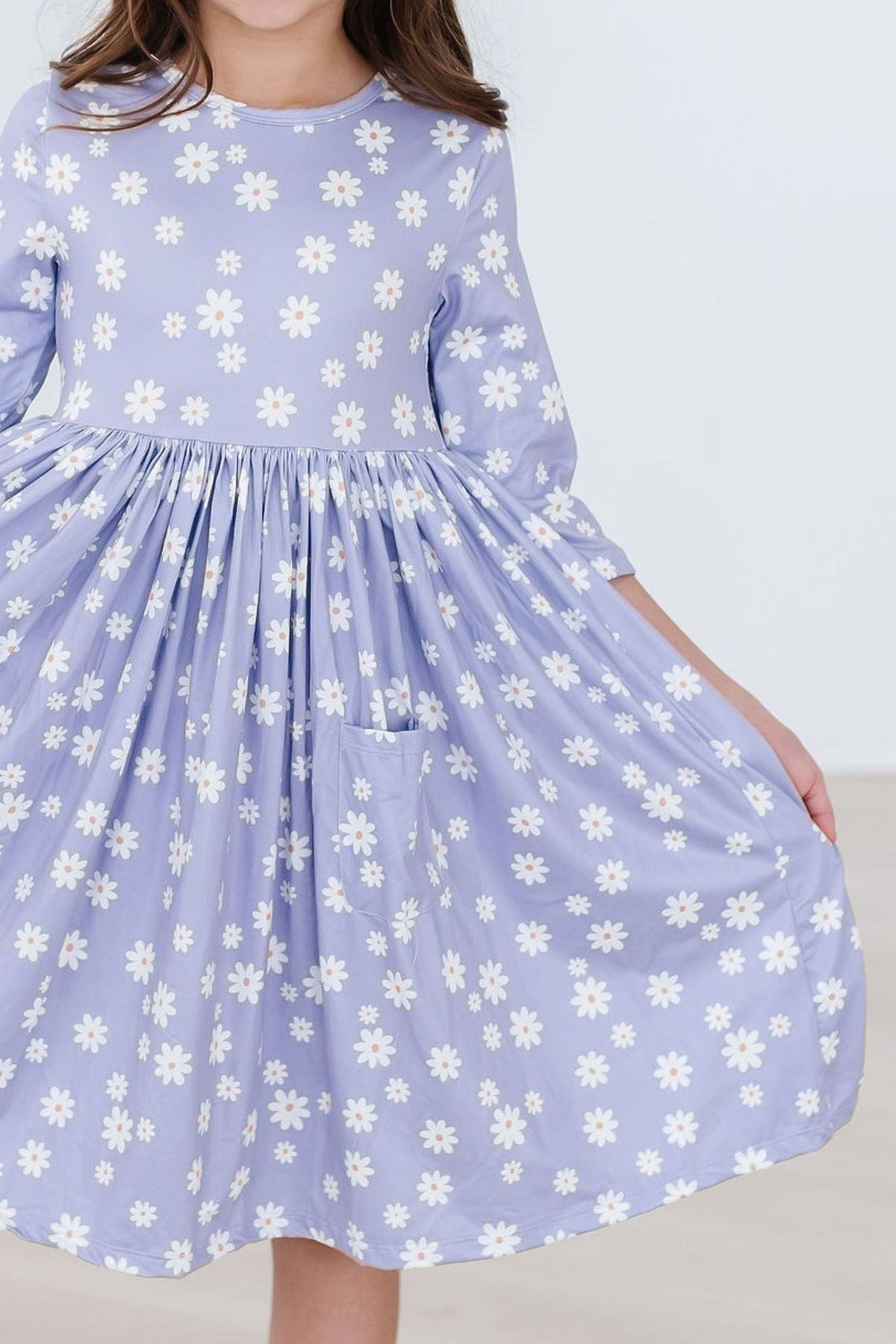 Dainty Daisies 3/4 Sleeve Pocket Twirl Dress 1