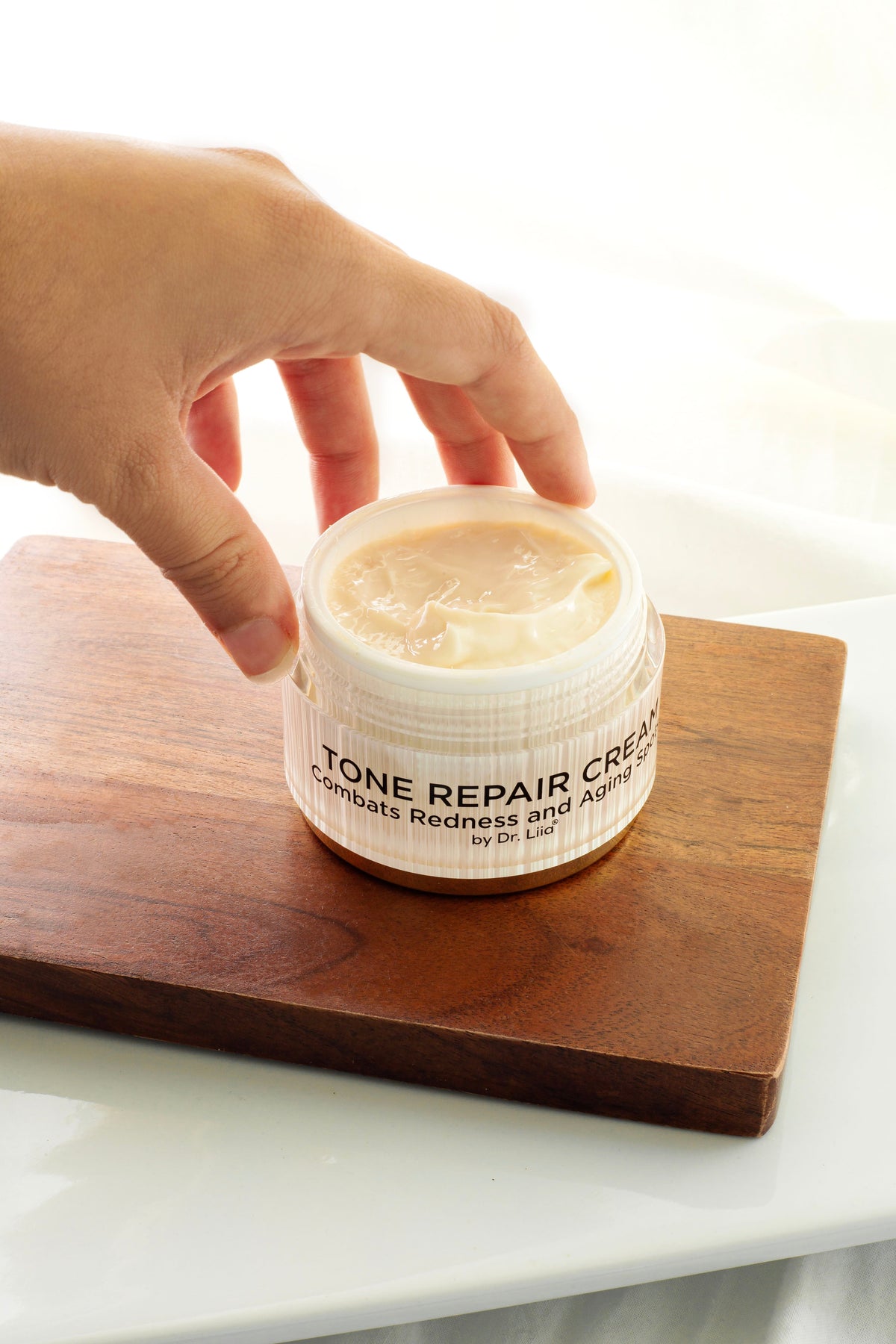 Dark Spot Corrector for Uneven Tone 6