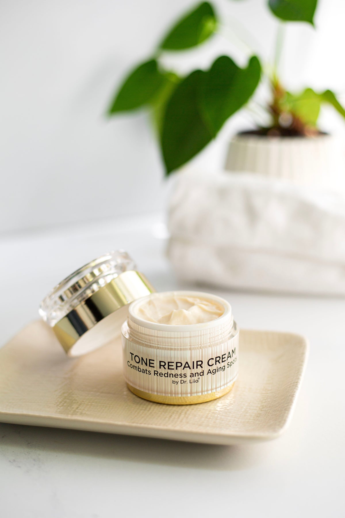 Dark Spot Corrector for Uneven Tone 4