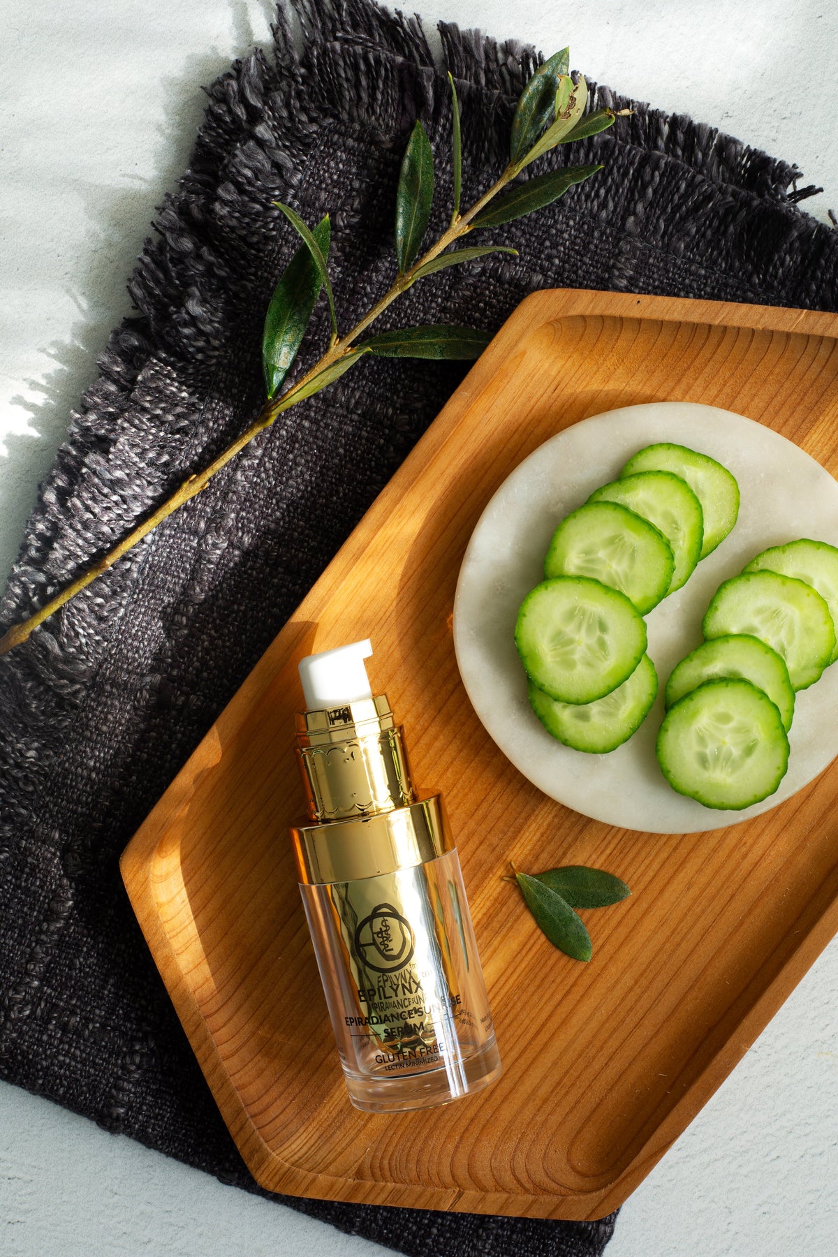 Hyaluronic Acid Serum for Fine Lines 7