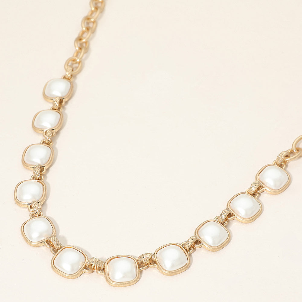 Bold Square Pearl Link Necklace 1