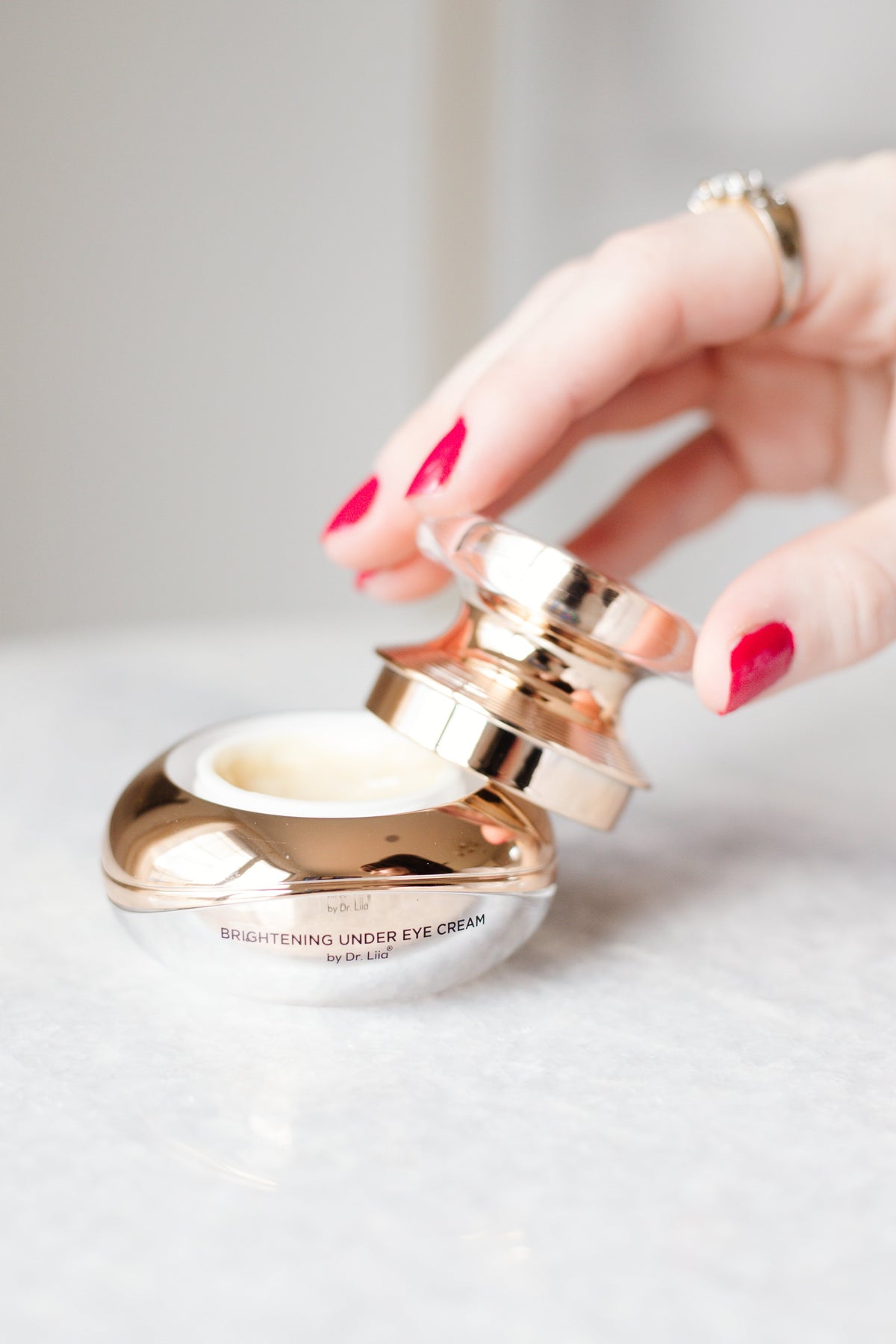 Peptide Eye Cream for Mature Eyes 3