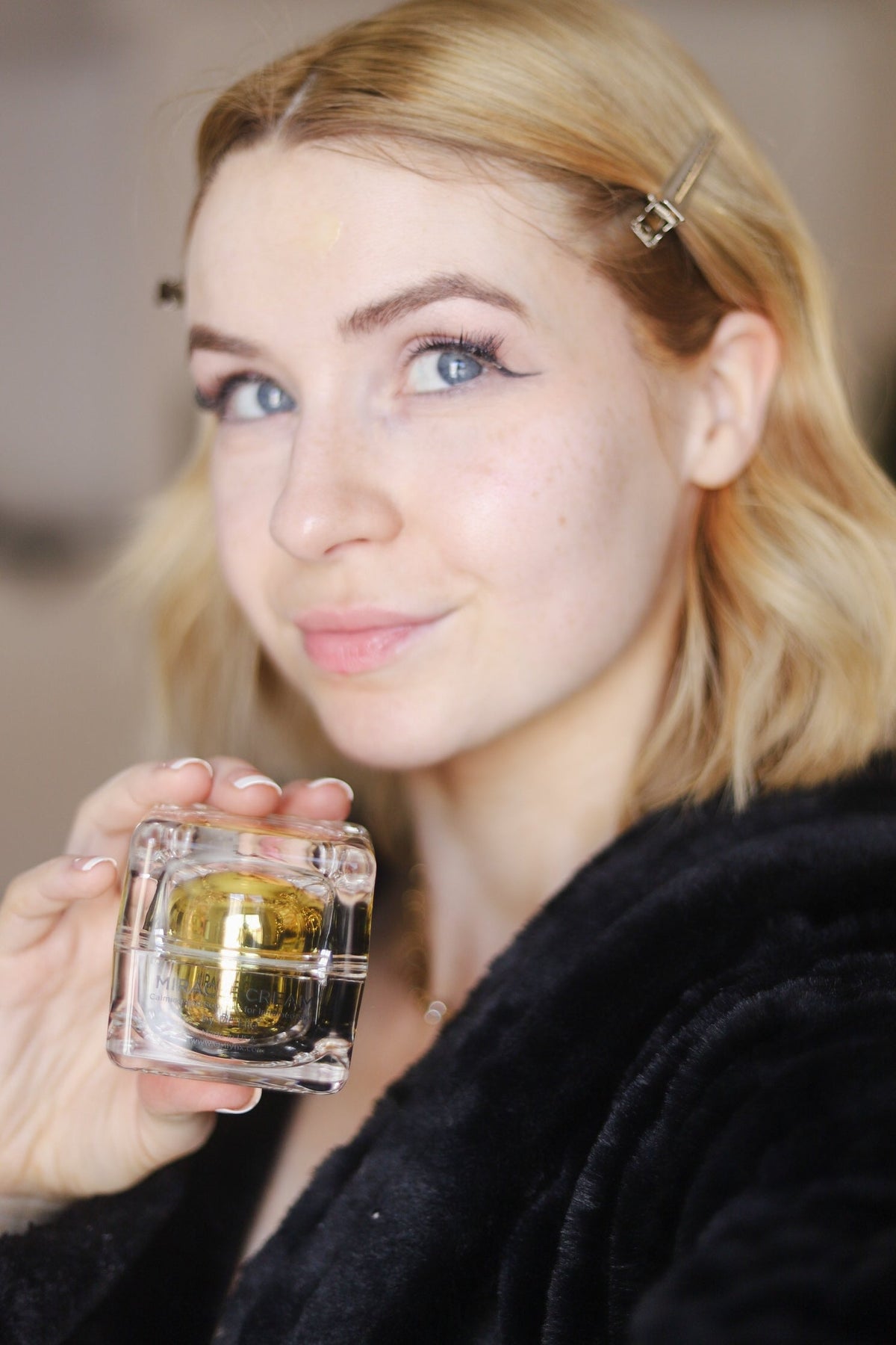 Calming Face Cream for Redness 4