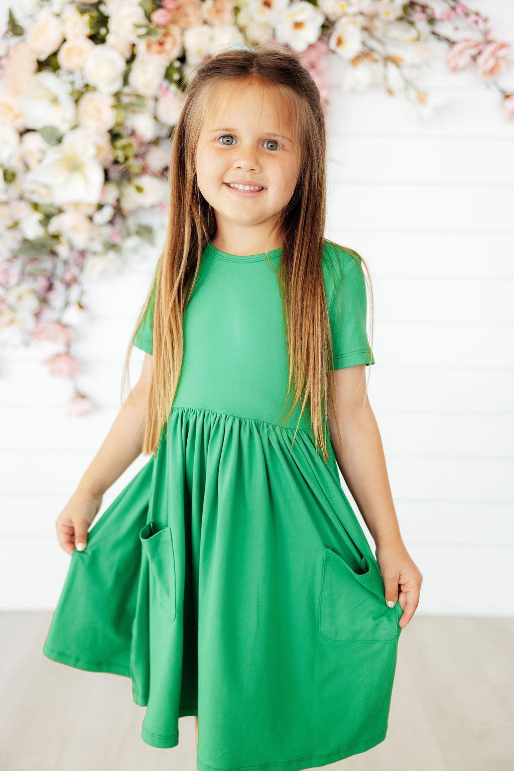 Kelly Green S/S Pocket Twirl Dress 4