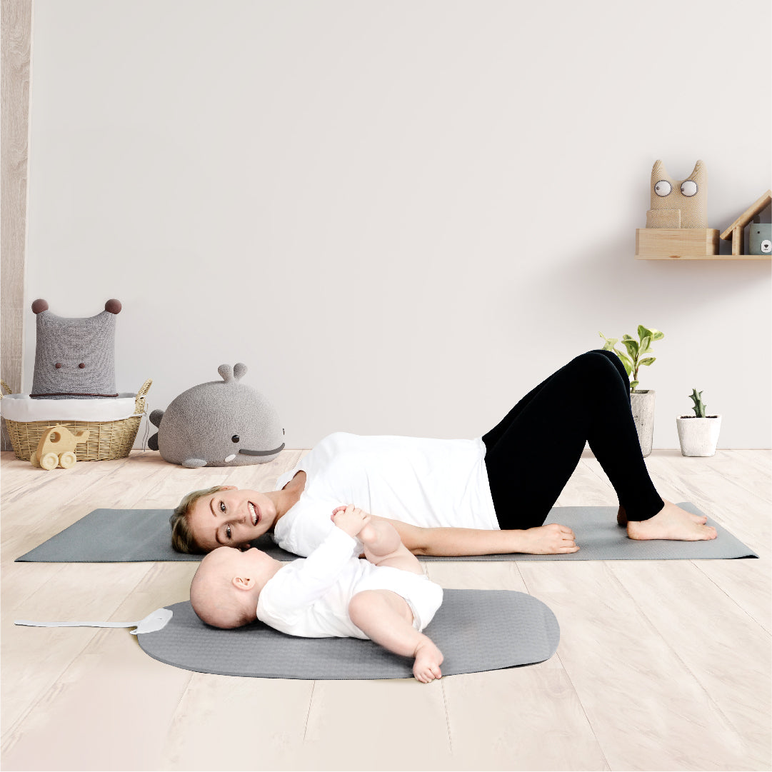 Shnuggle Portable Changing & Play Mat | Waterproof, Roll-Up & Multi-Use 2