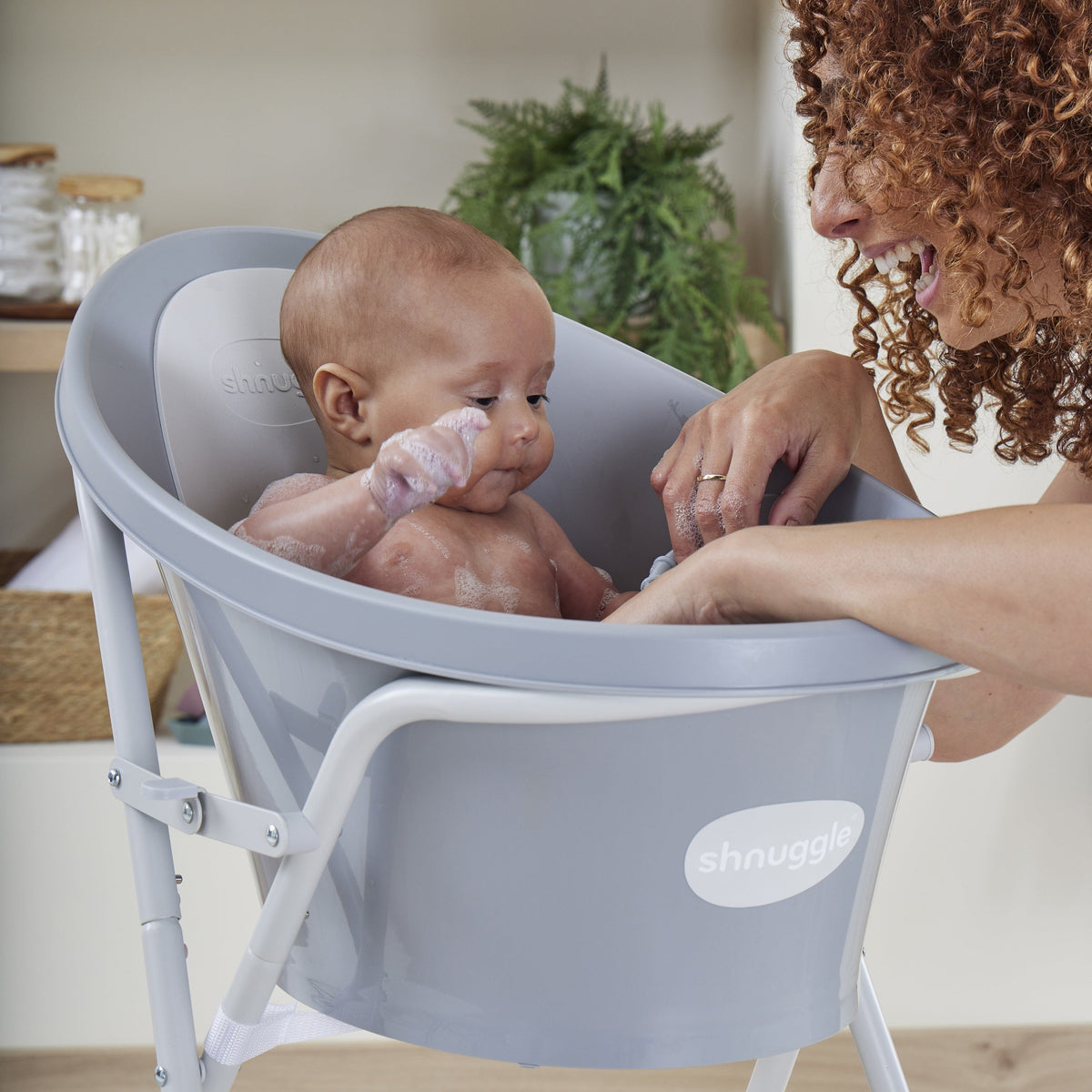 Shnuggle Bath & Change Bundle: Baby Bath & Changing Bundle + Accessories - 6-Piece Set for Cozy Bath & Diaper Time 9