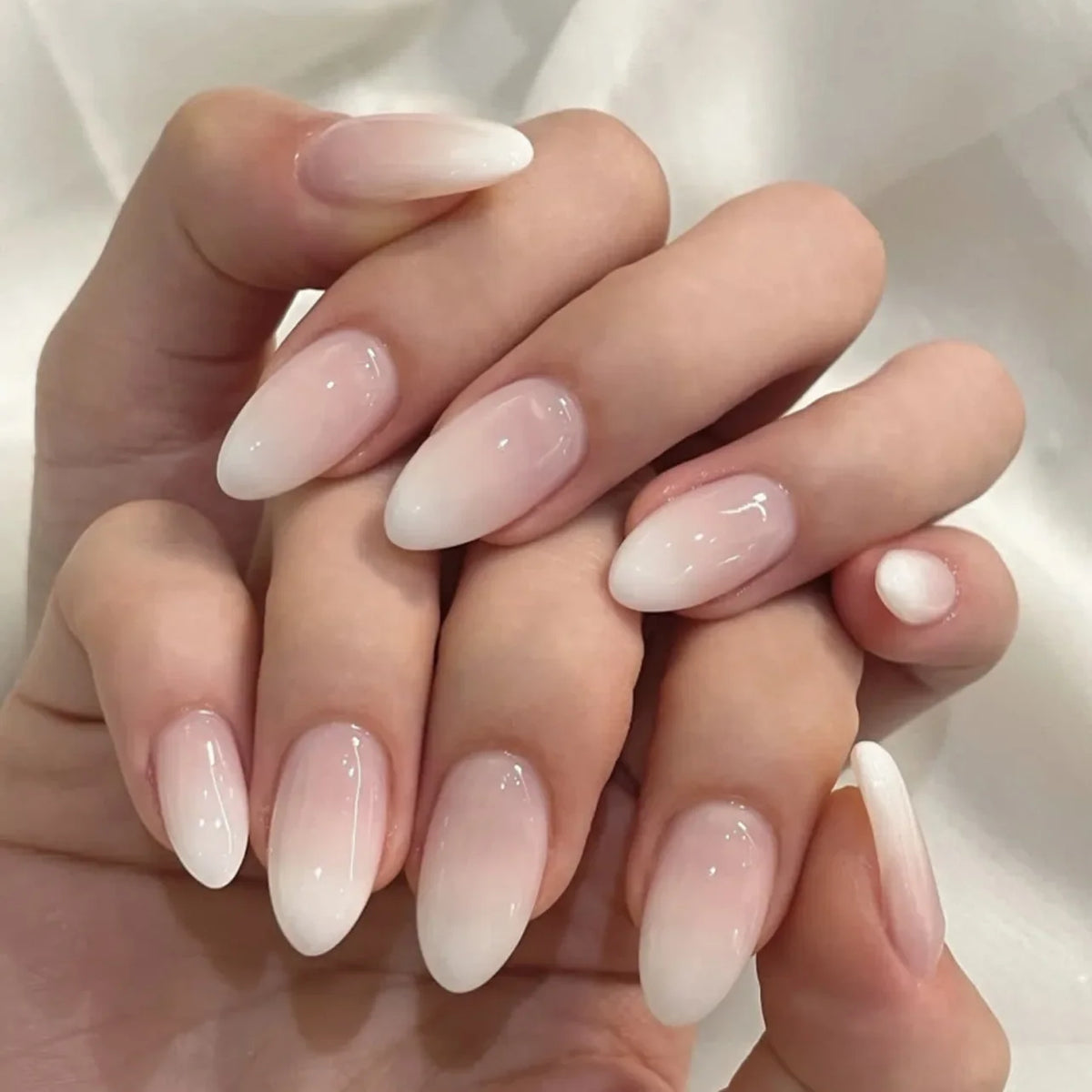 24Pcs Metallic Cat Eye French Sheer Manicure Tip Art Textured 3D Acrylic False Nails Nude Pink Almond Medium Press on Fake Nails 37