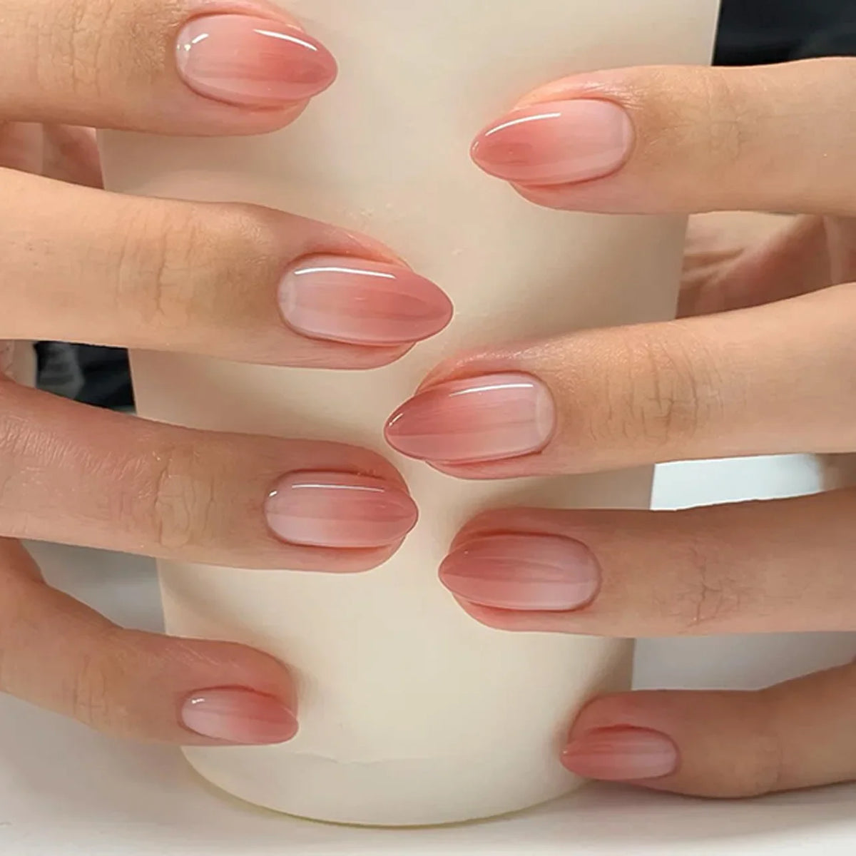 24Pcs Short Oval Head Blush Pink Press on Nails with Simple Designs Almond Nails Wearable Acrylic Full Cover Nail Tips with Glue 15