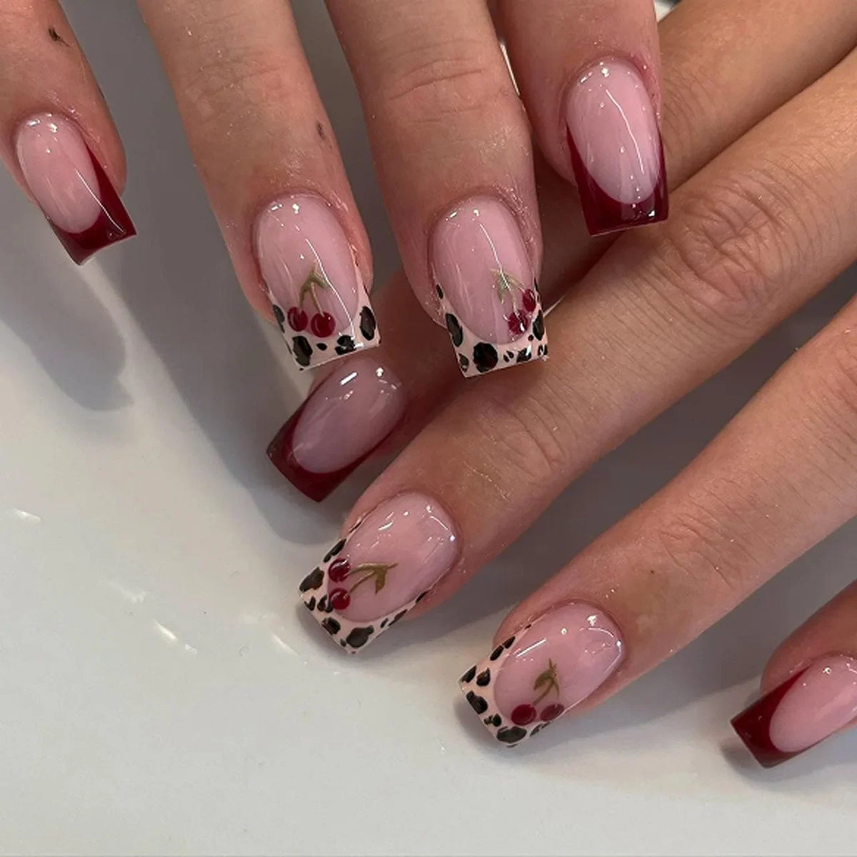 3D Bowknot Pearl Wearable Nail Art Fashion Leopard French Nude Almond Fake Nails Detachable Finished False Nails Press on Nails 17