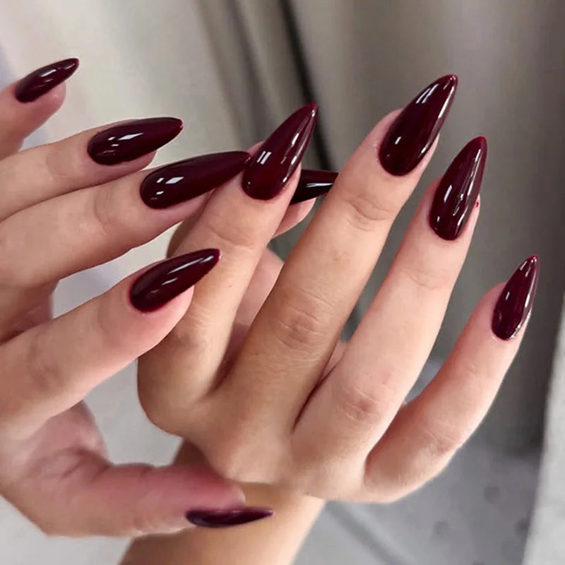 24Pcs Short Oval Head Blush Pink Press on Nails with Simple Designs Almond Nails Wearable Acrylic Full Cover Nail Tips with Glue 30