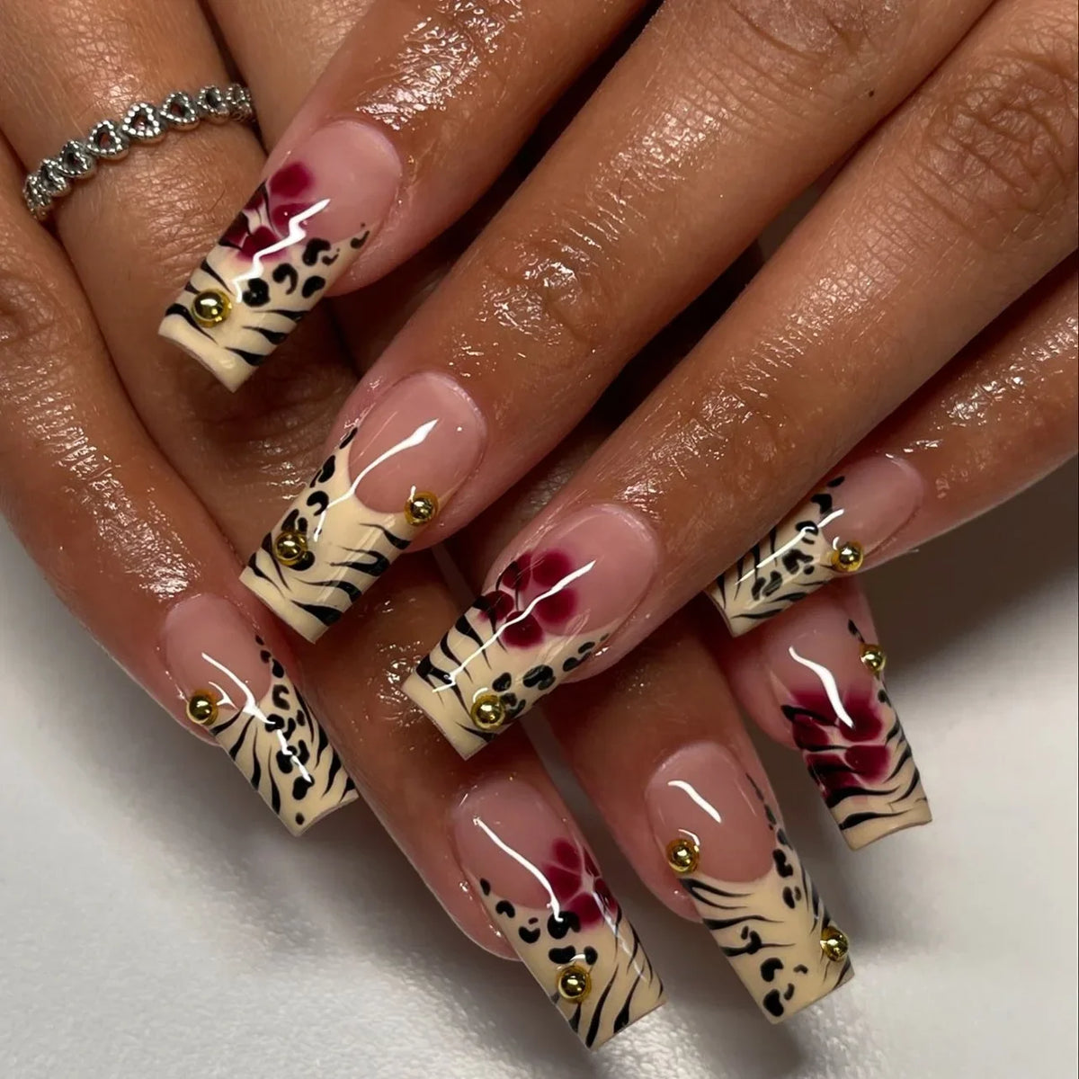 Black Leopard Print Light Yellow French Red Flowers Fake Nails Fashion Detachable Finished False Nails Press on Nails with Glue 1