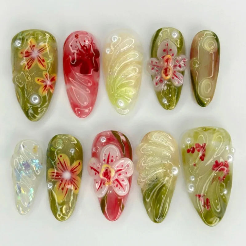 24Pcs 3D Strawberry Rabbit Flower Fake Nails Press on Mid-length Almond Wearable False Nails Green Gradient Pearl Manicure Tips 17