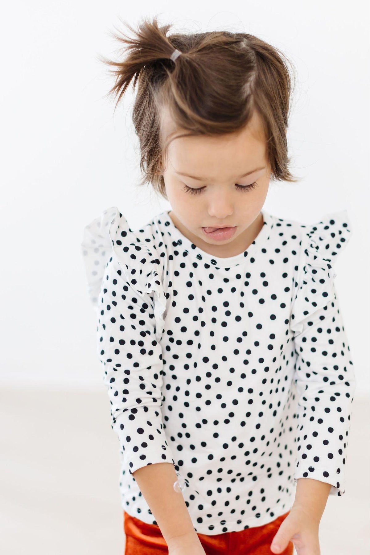 Scattered Dot L/S Ruffle Tee 4