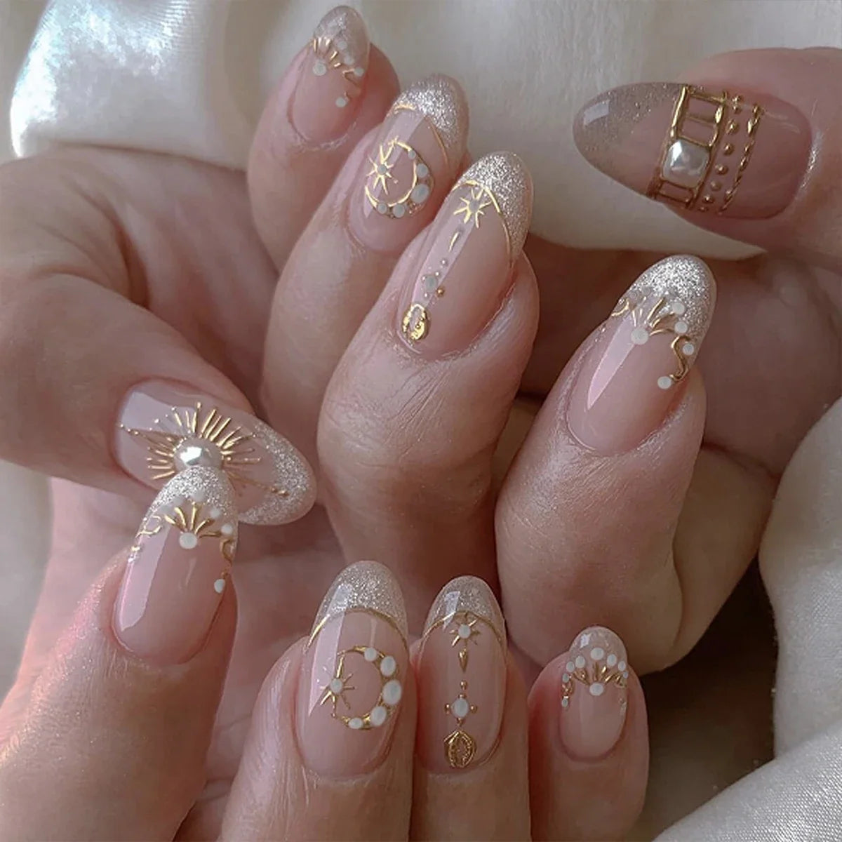 24Pcs Metallic Cat Eye French Sheer Manicure Tip Art Textured 3D Acrylic False Nails Nude Pink Almond Medium Press on Fake Nails 33