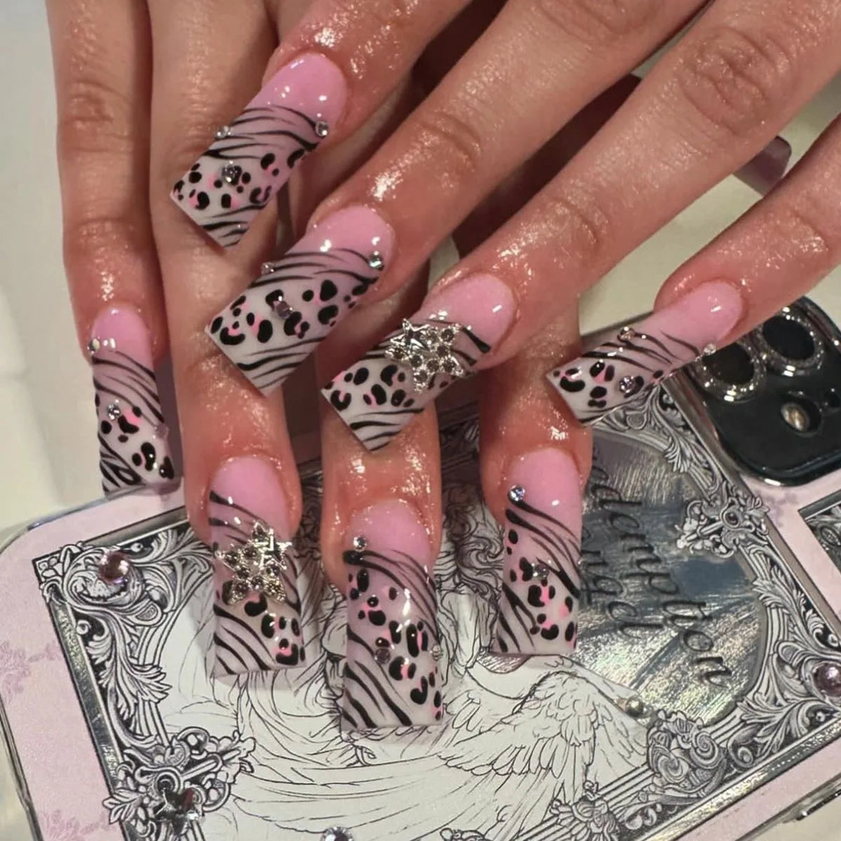 Black Leopard Print Light Yellow French Red Flowers Fake Nails Fashion Detachable Finished False Nails Press on Nails with Glue 7