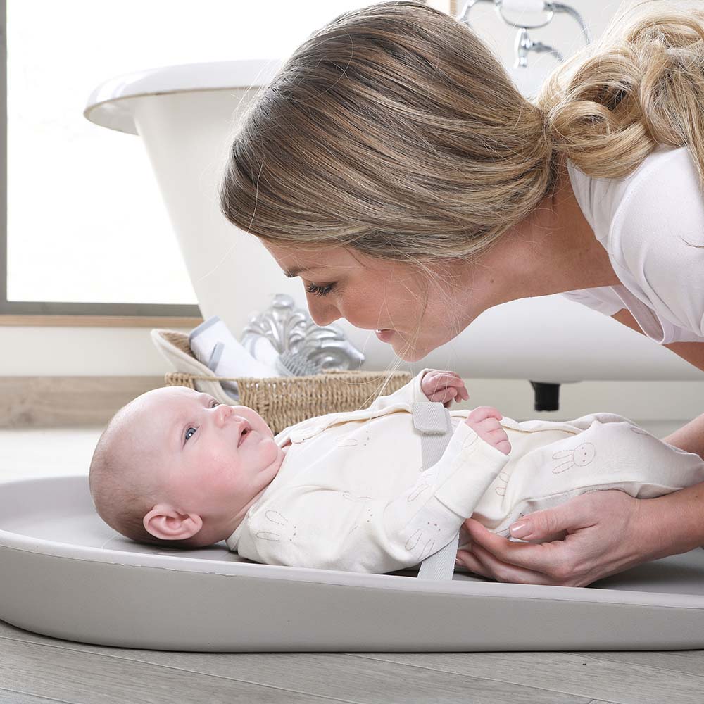Changing Essentials Kit: Shnuggle Changing Mat + Diaper Pail + Better Bag Liners (90 Day Supply) 9