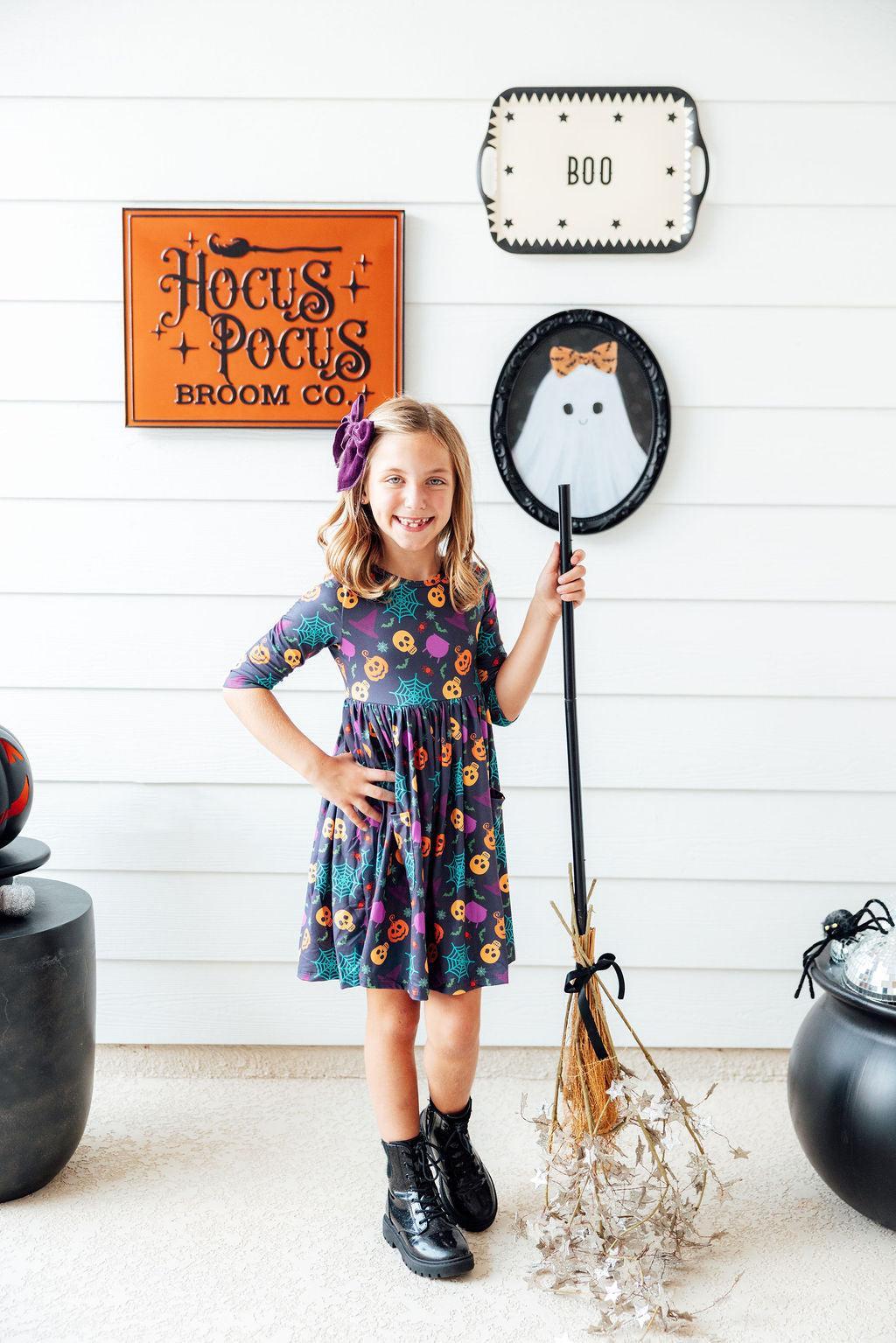 Skeleton Web 3/4 Sleeve Pocket Twirl Dress 6
