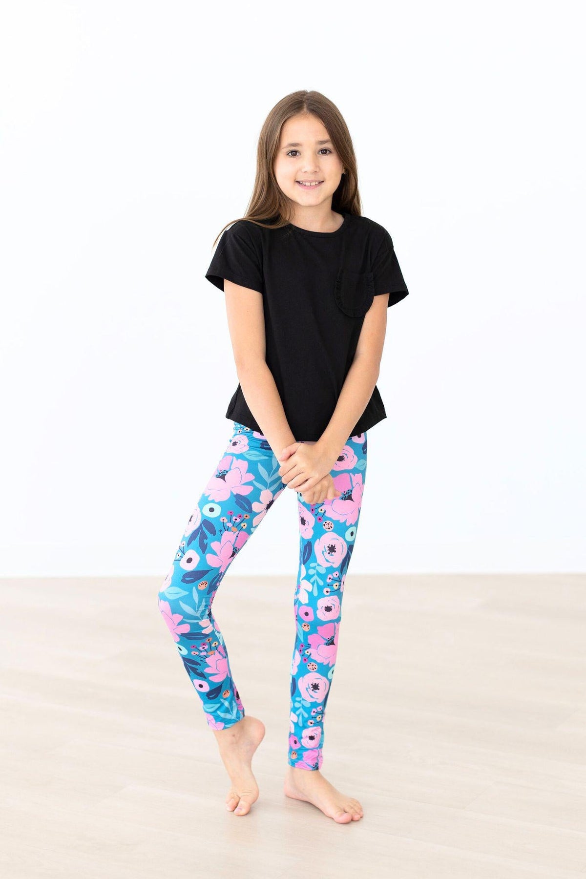 Twirling in Teal Leggings 5
