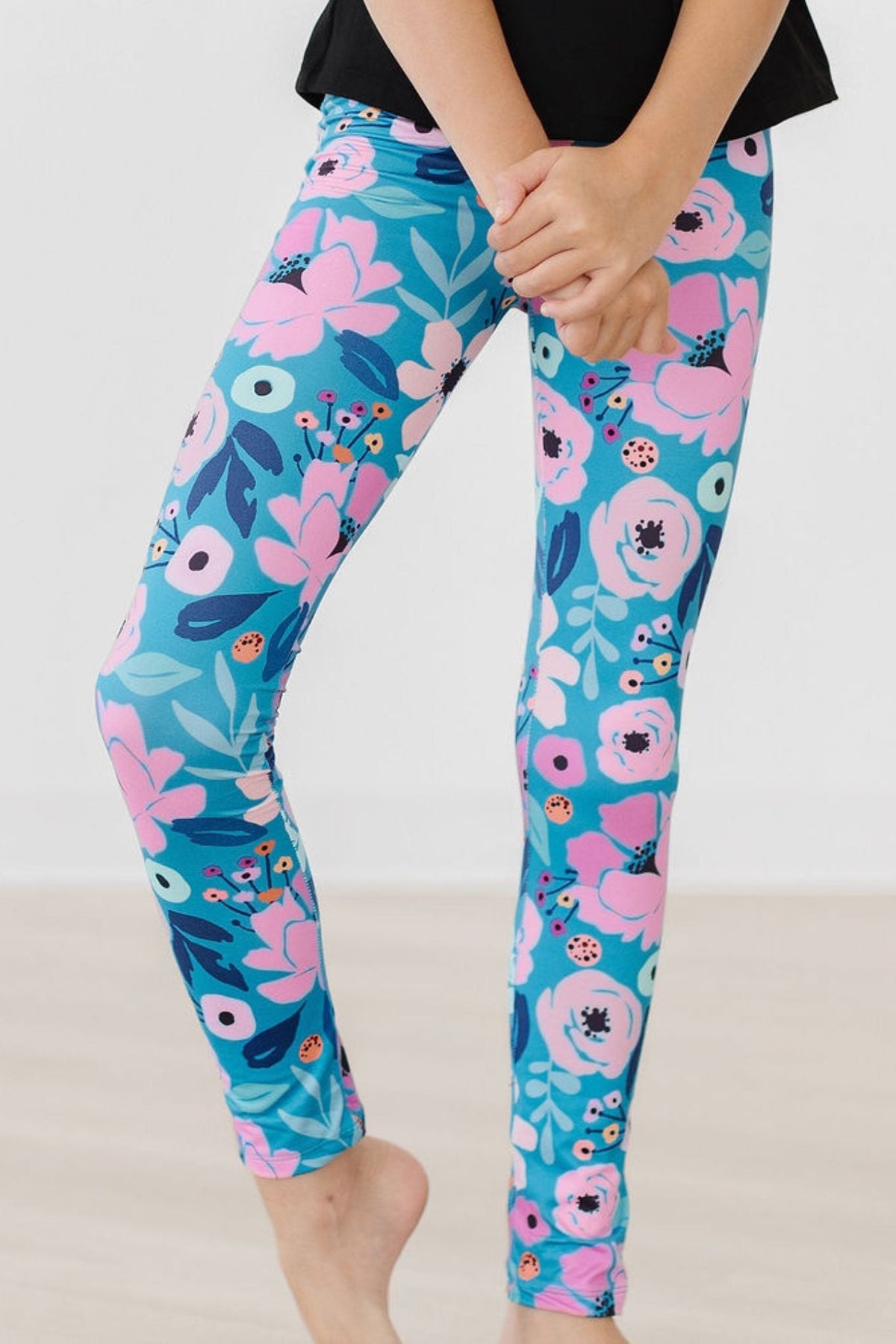 Twirling in Teal Leggings 6
