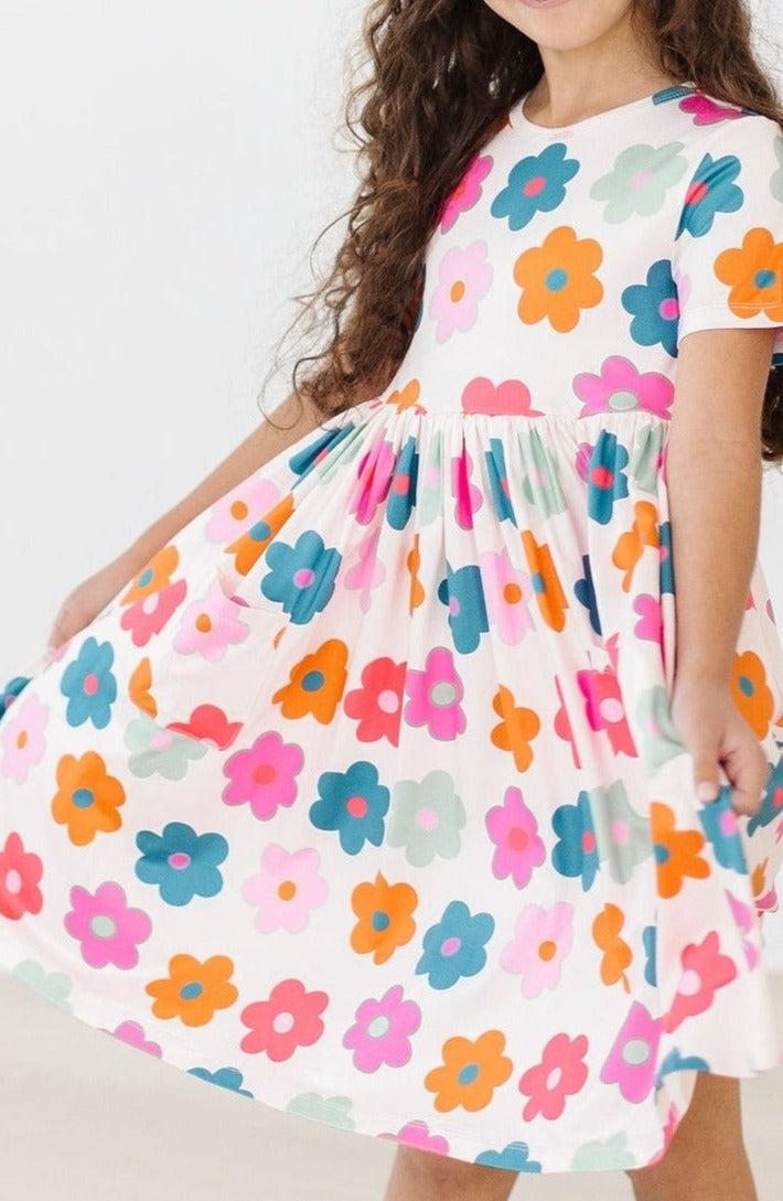 Retro Floral S/S Pocket Twirl Dress 3
