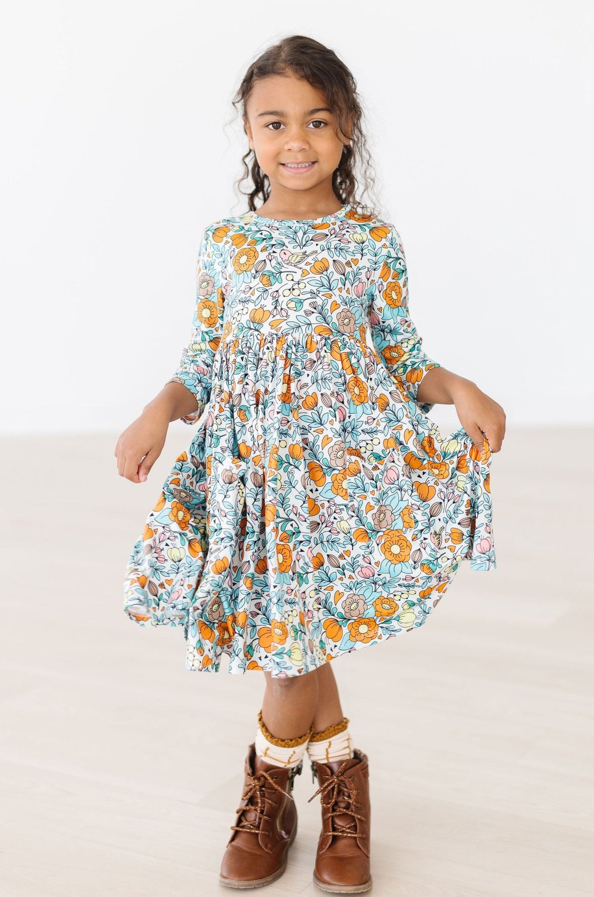Vintage Vibes 3/4 Pocket Twirl Dress 1