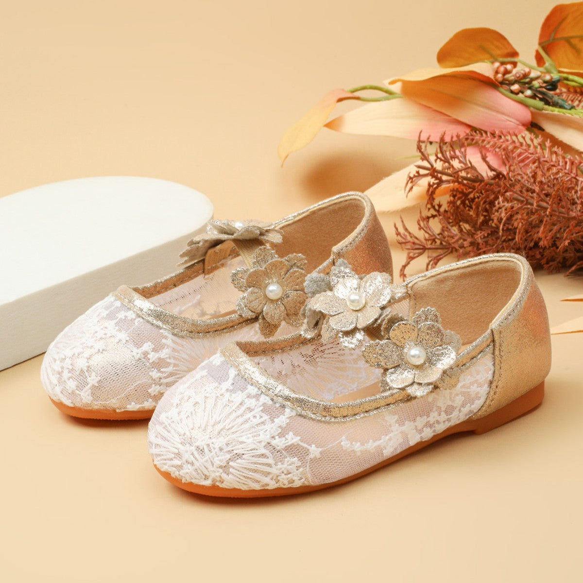 Ancient Style Soft Bottom Embroidered Flower Chinese Style Princess Single-layer Shoes 1