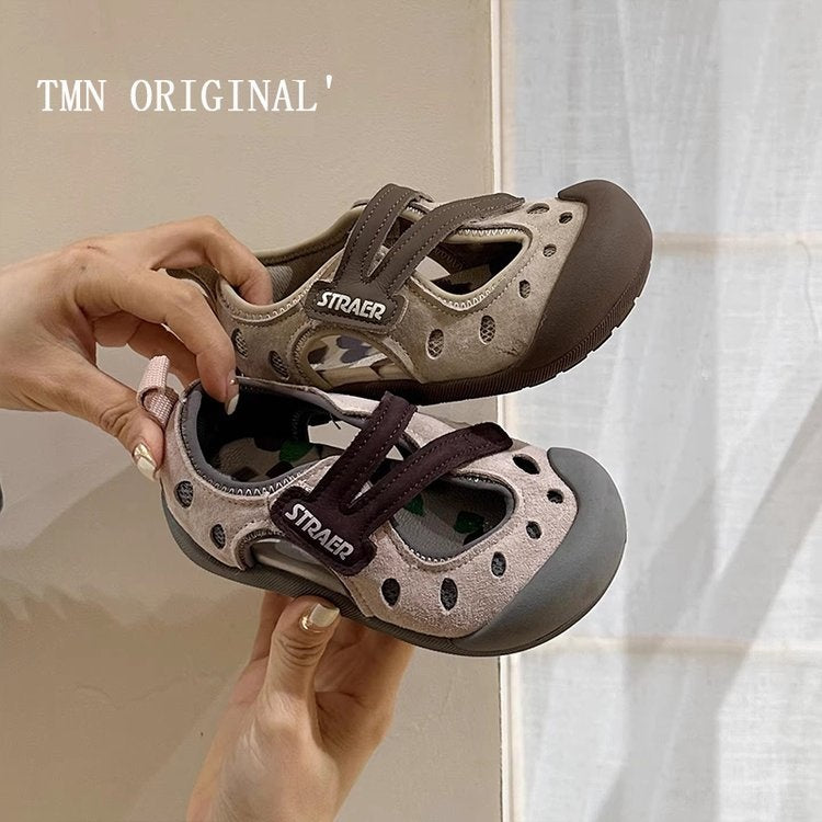 2026 Summer Kids Sandals Closed-Toe Hollow Out Breathable Beach Shoes Soft Sole EVA Water Shoes For Boys Girls 1