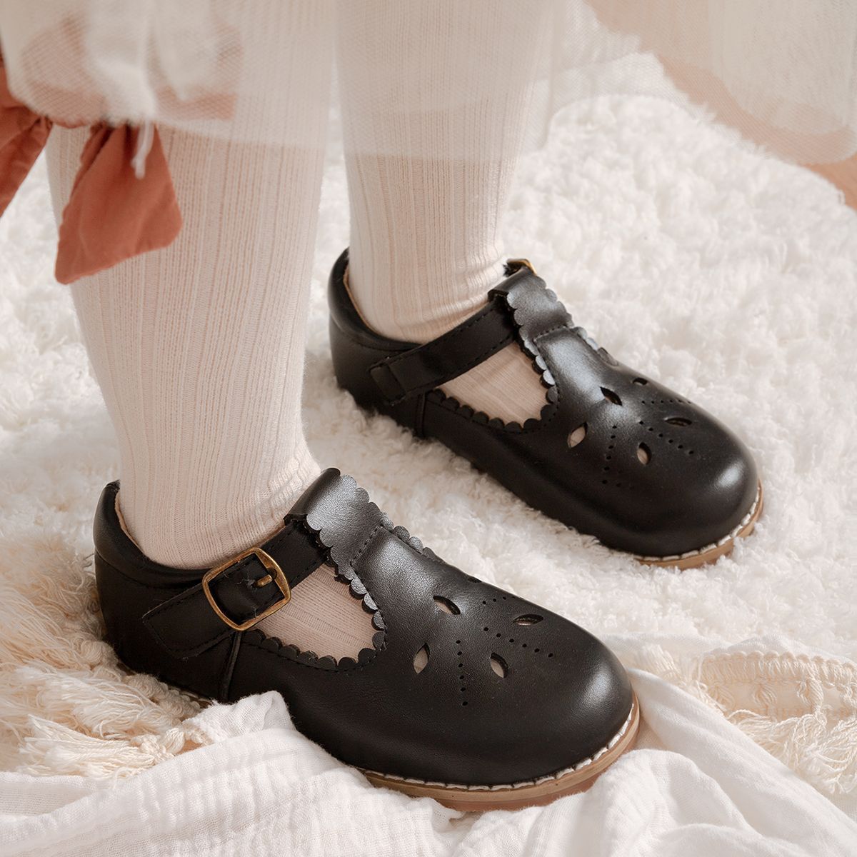 Girls' British Style Leather Shoes Hollow Breathable 2