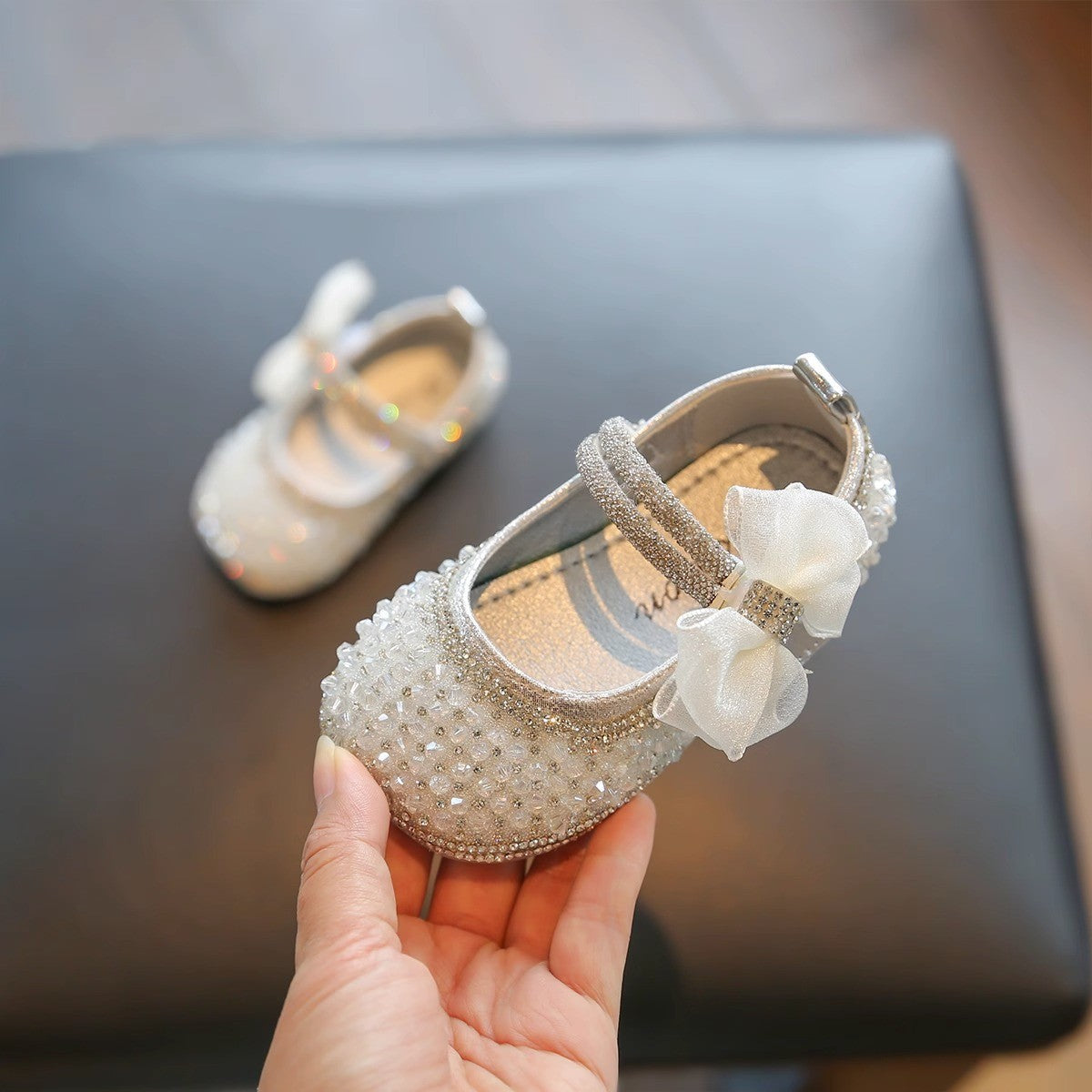 Soft Bottom Leather Shoes Baby Pumps Fashion Performance Crystal Shoes 6